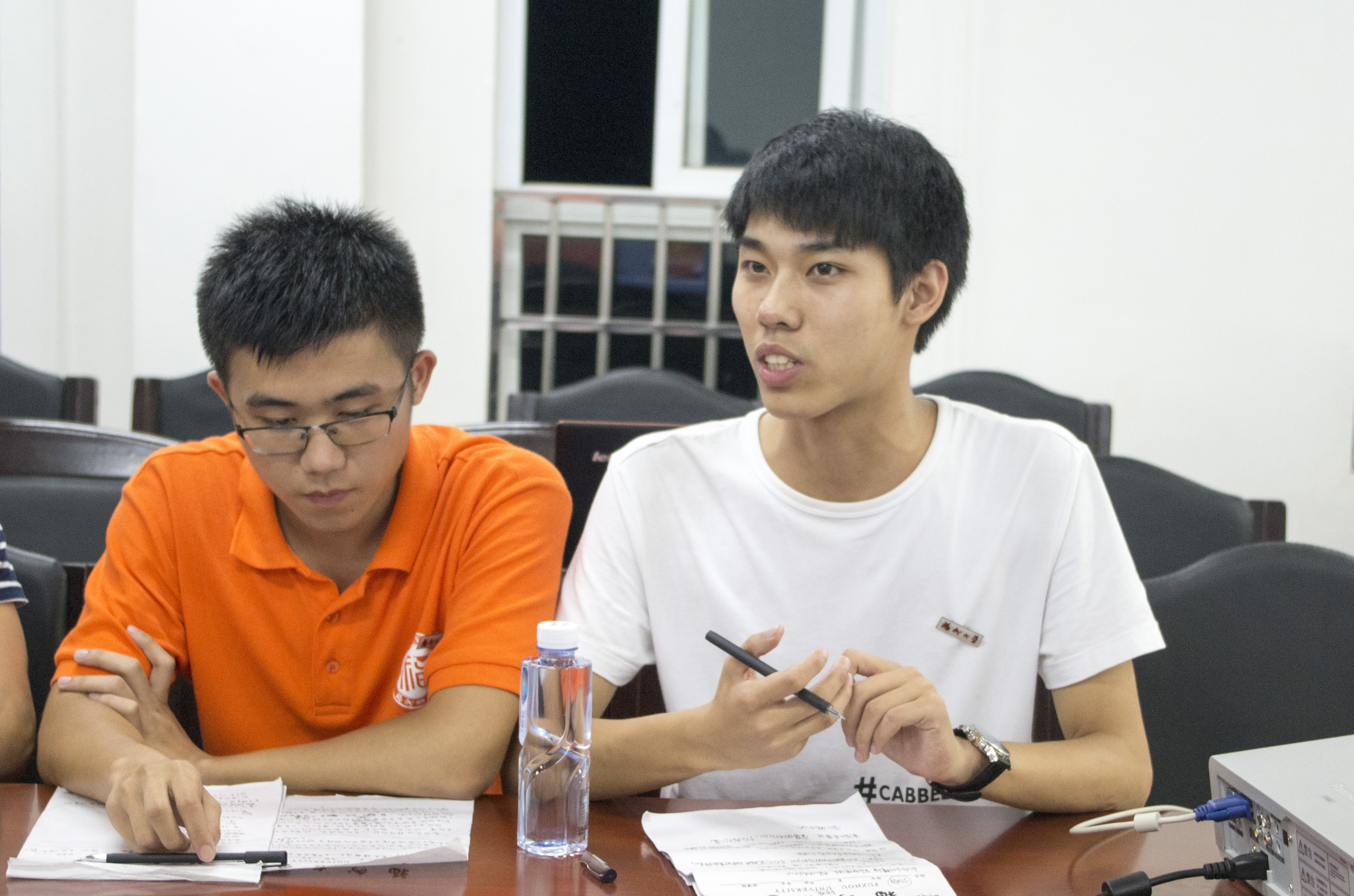 20160711 学生代表发言1 两学一做组织生活会 陈博洋摄 20160711 学生代表发言1 两学一做组织生活会 陈博洋摄