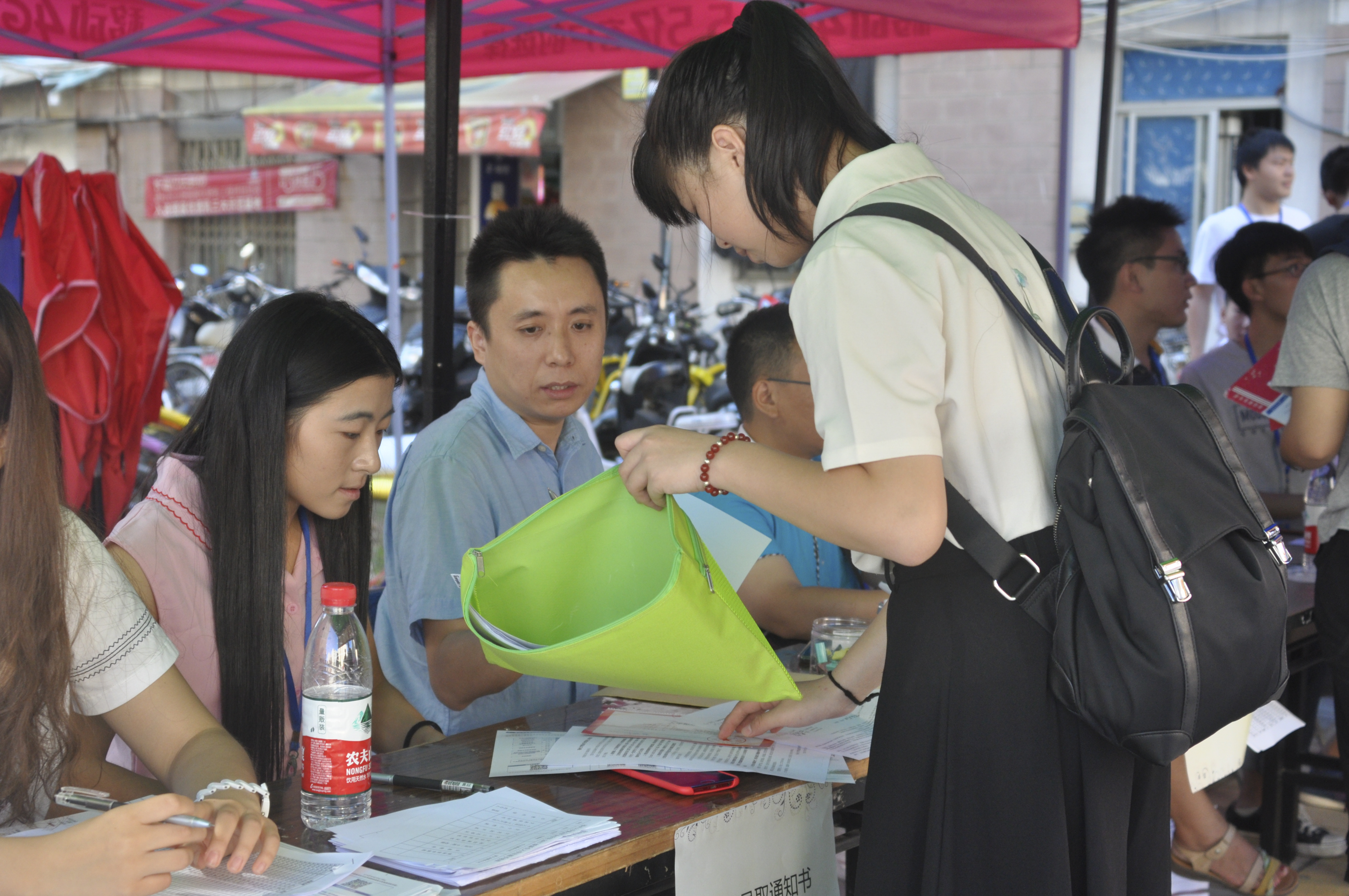 我院喜迎2017級新同學- 福州大學紫金地質與礦業學院 zijin school of